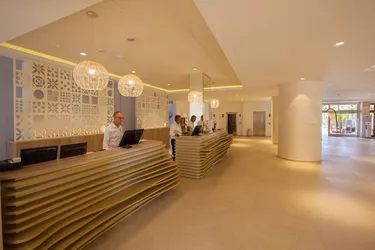 Abora Continental by Lopesan