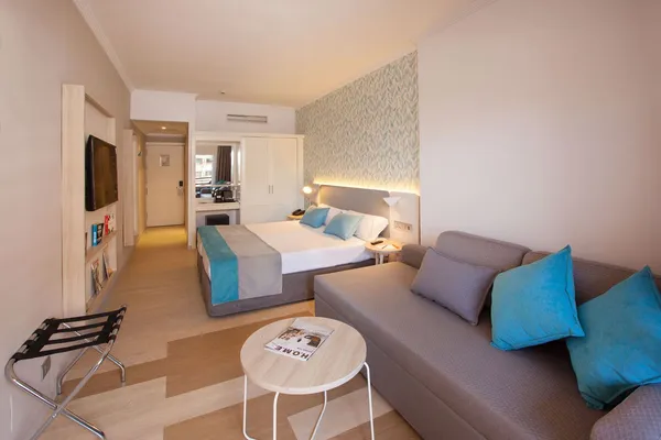 Abora Continental by Lopesan