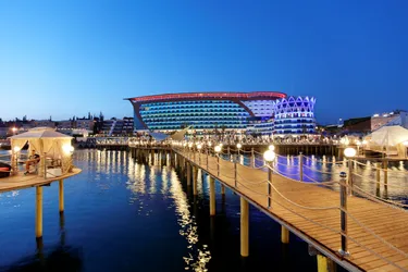 Granada Luxury Okurcalar