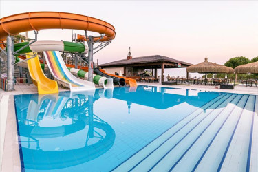Hotel Ramada Resort Kusadasi