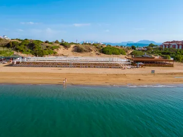 Hotel Side Crown Sunshine