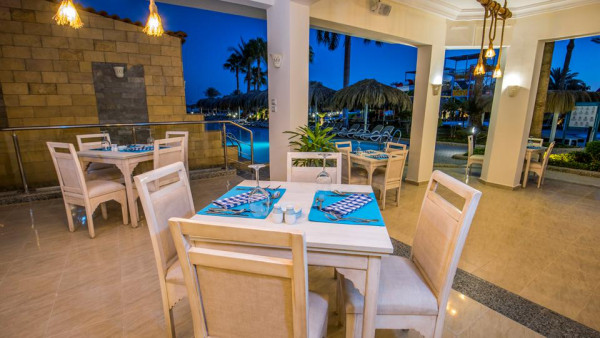 SUNRISE Aqua Joy Resort