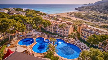 Zafiro Cala Mesquida General View