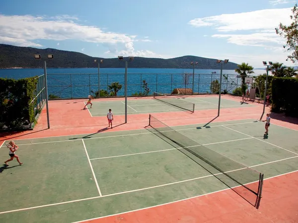 Hotel Bodrum Holiday Resort - tennisbaan