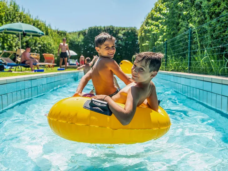 Waterpret in de aquaparken aan zee