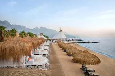 Paloma Foresta Resort