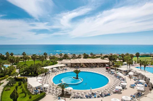 TUI BLUE Side Family Resort