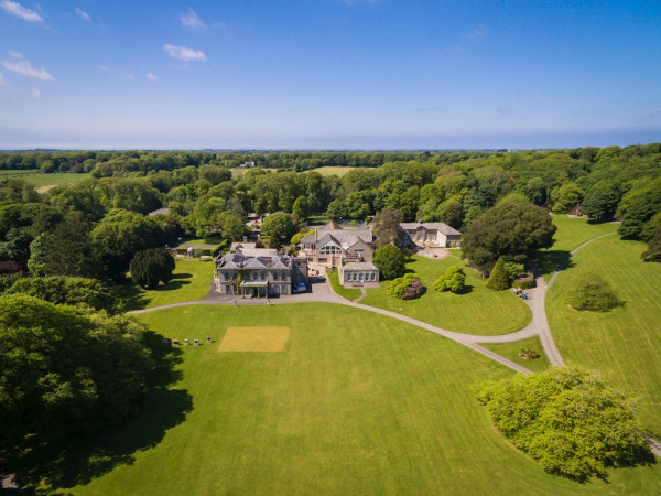Landal Clowance - luchtfoto van het vakantiepark