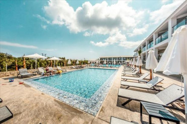 Hotel Caretta Paradise