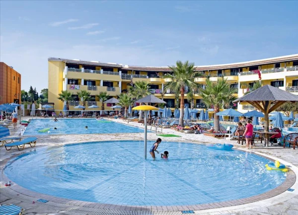 Hotel Caretta Beach Village