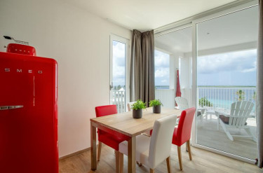 TIME TO SMILE Chogogo Bonaire