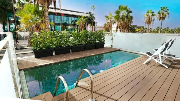 Swim up kamer Sunweb