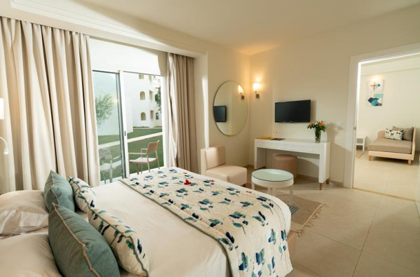 Penelope Beach TUI MAGIC LIFE