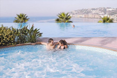 Hotel Playacalida SPA