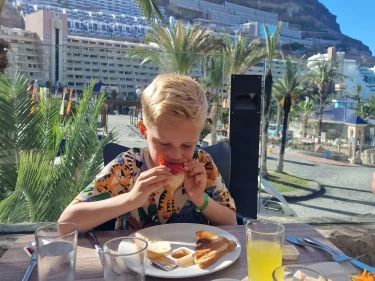 all inclusive spanje, ontbijt