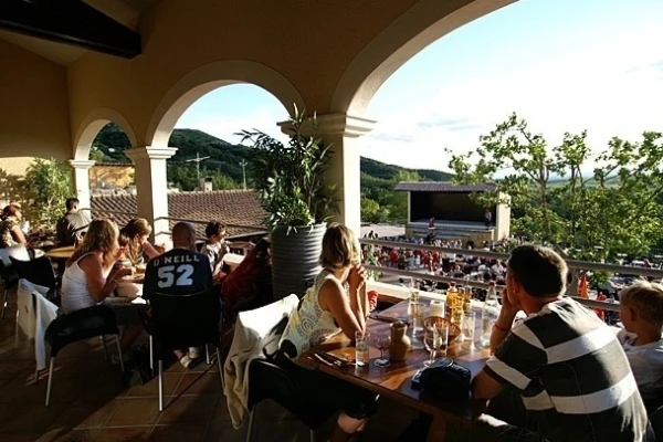 Camping Domaine Le Pommier