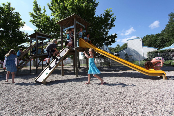 Kindvriendelijke vakantie in Frankrijk - Vakantiepark Le Bois Fleuri - Argelès-sur-Mer