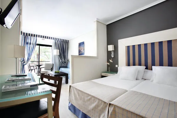 Hotel H10 Conquistador