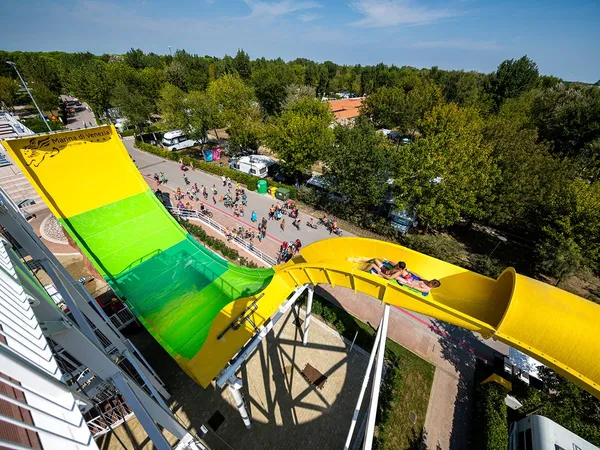 #2 15.000 m² waterpret op Camping Marina di Venezia