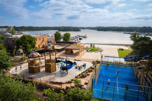 Landal Marina Resort Well