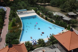 Serenis Hotel