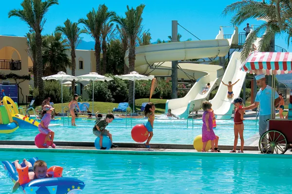 Grecotel Royal Park (3).jpg