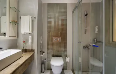 crystal-waterworld (6).jpg