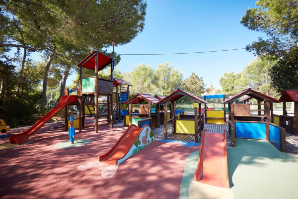 Invisa Figueral Resort (21).jpg