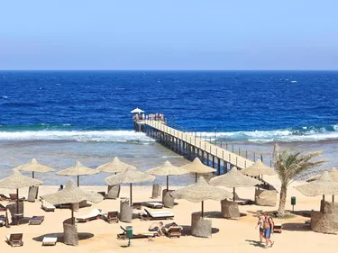 three corners sea beach hotel , privestrand