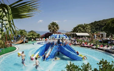 Hotel Pine Bay Holiday Resort