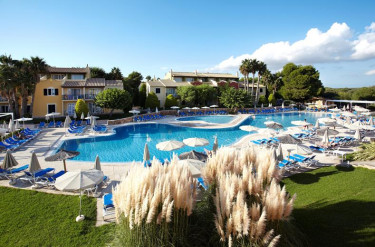 Grupotel Playa Club in Cala 'n Bosch- Menorca, Spanje