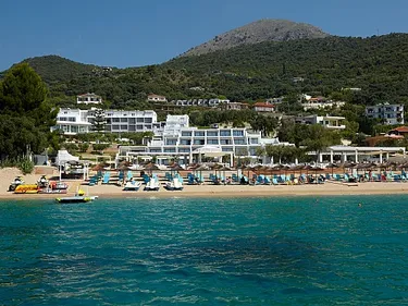 Lichnos Beach Hotel en Suites