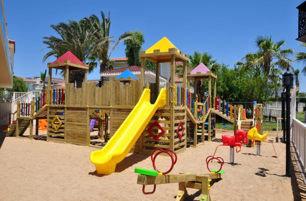 Paloma Oceana Resort