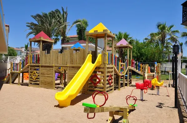 Paloma Oceana Resort