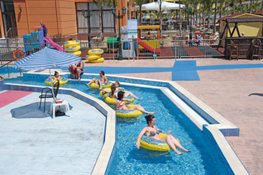 Hotel Caretta Beach Village