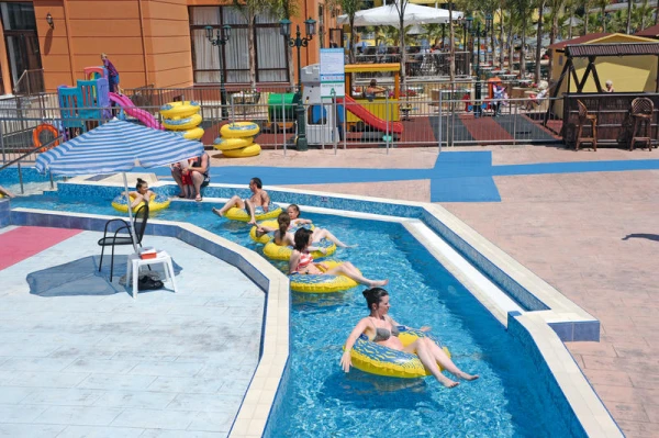 Hotel Caretta Beach Village