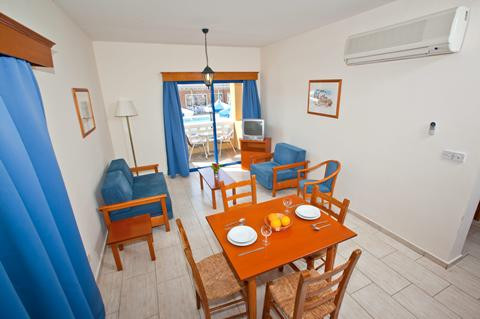 Appartementen Damon Kefalos