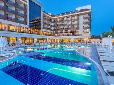 Hotel Glamour Resort & Spa