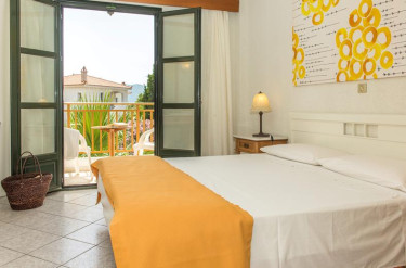 Hydrele Beach Village