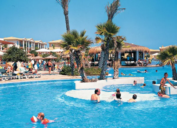 Kindvriendelijke vakantie in Spanje - Aparthotel Insotel Club Punta Prima - Punta Prima