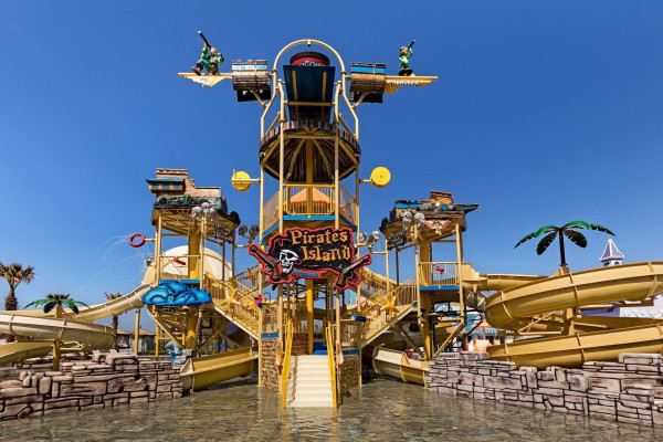 Titanic Mardan Palace