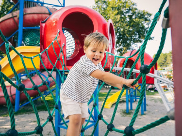 Camping de Schatberg buitenspeeltuin - kopie.jpg
