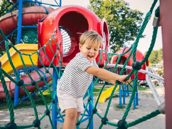 Camping de Schatberg buitenspeeltuin - kopie.jpg