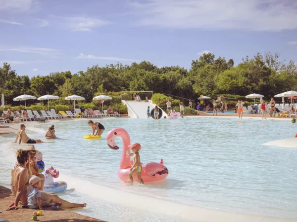 hu Montescudaio village