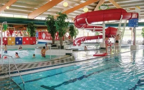 Vakantiepark Groningen met zwembad