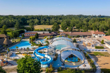 Camping Les Alicourts Resort- zwembad