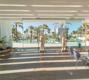 Hotel LIVVO Dunagolf Suites