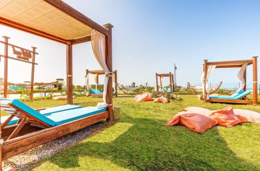 Penelope Beach TUI MAGIC LIFE