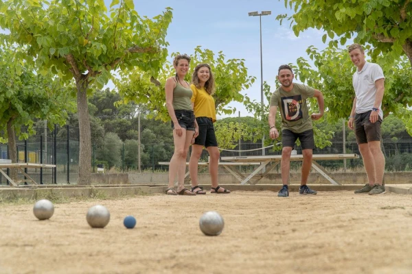 Camping Le Ranolien- jeu de boules