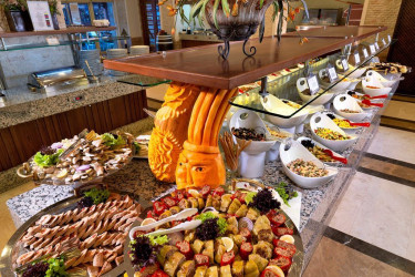 Crystal Deluxe Resort